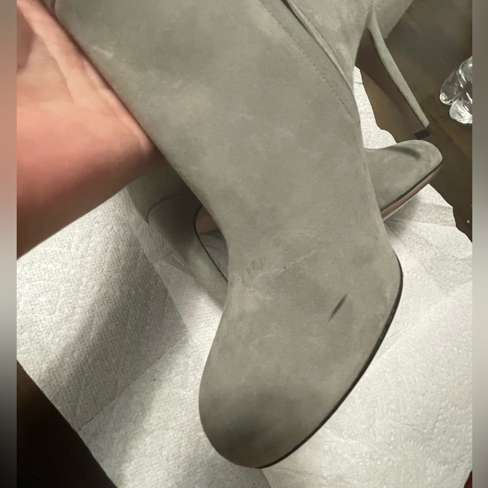 Gucci Gray Heeled Boots - Picture 9 of 12
